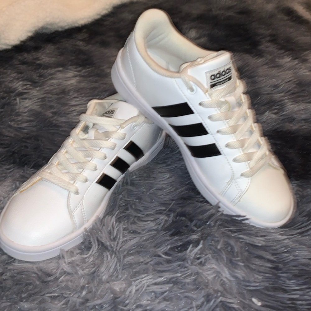 Adidas White and Black cloudfoam Sneakers